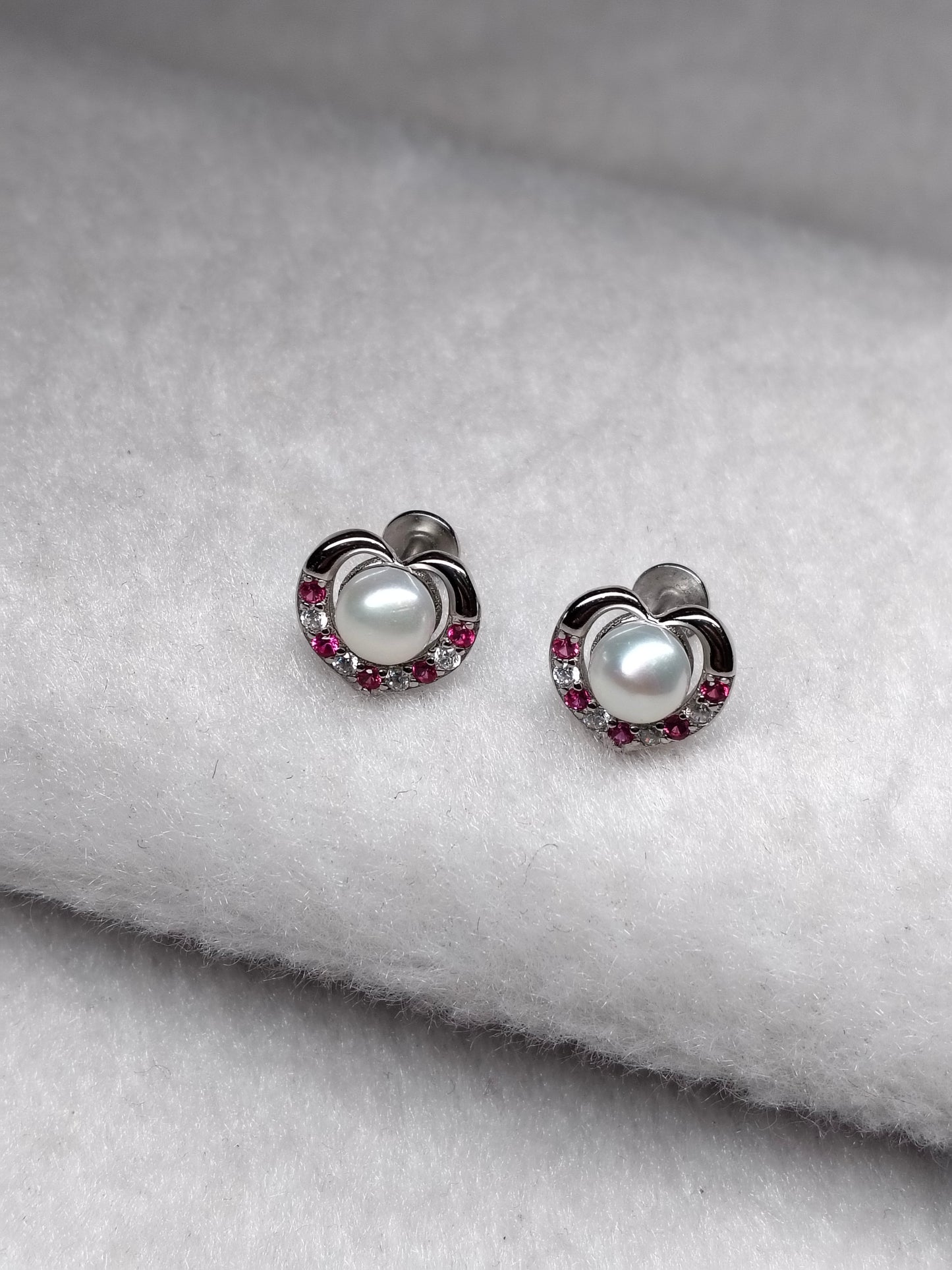 Modern 92.5 Silver Stud