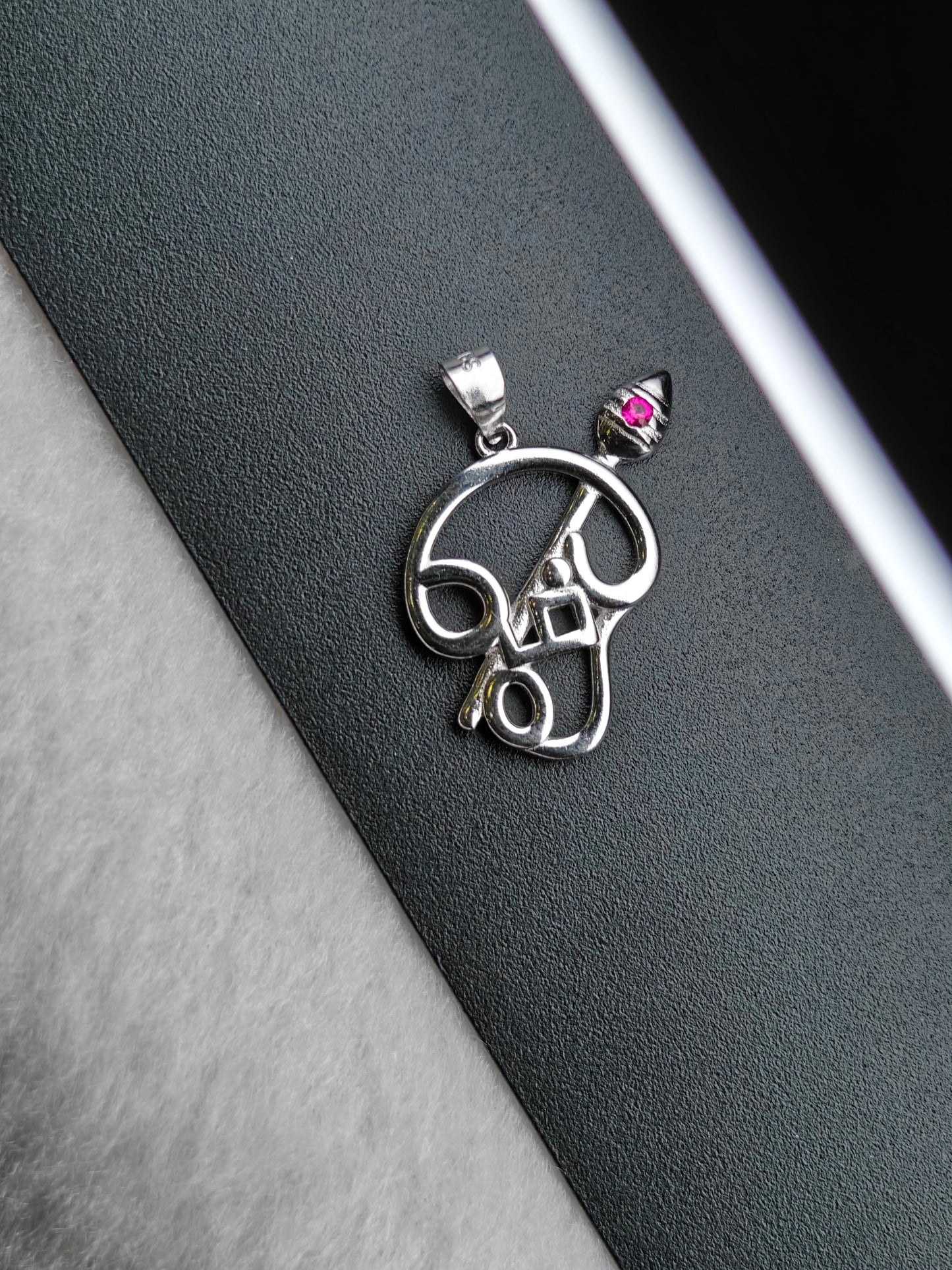 MURUGAN PENDANT -4
