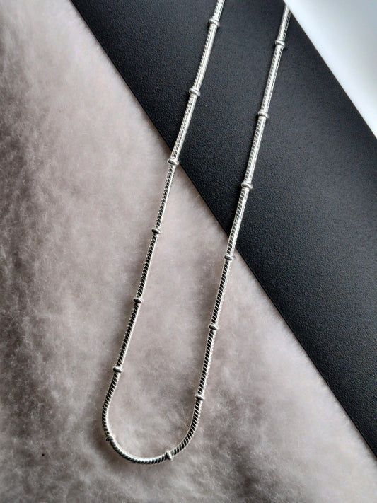 LADIES CHAIN