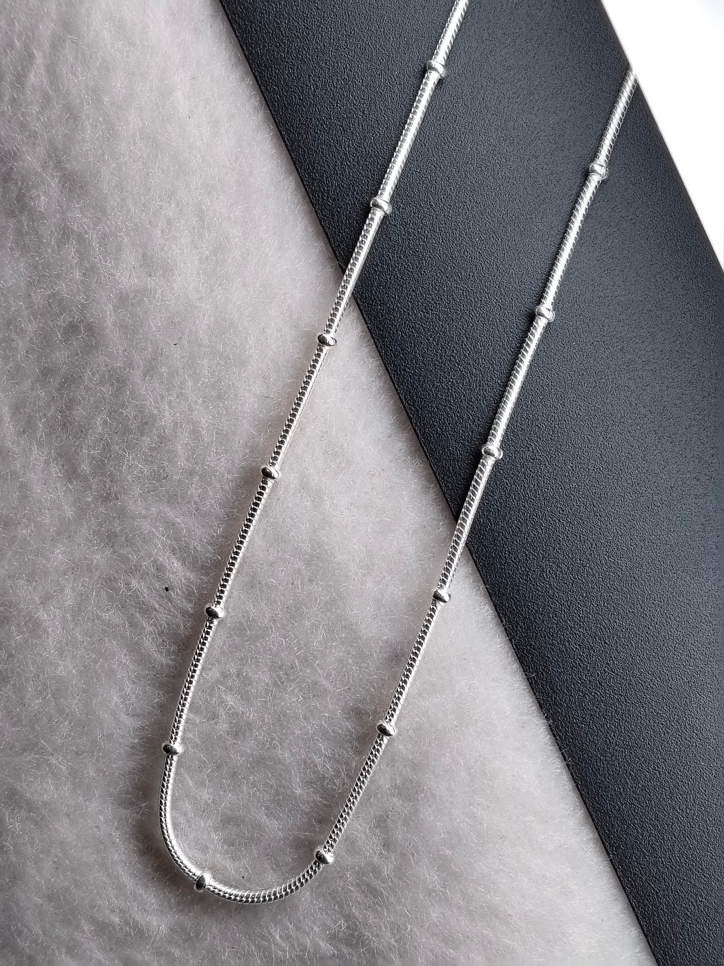 LADIES CHAIN