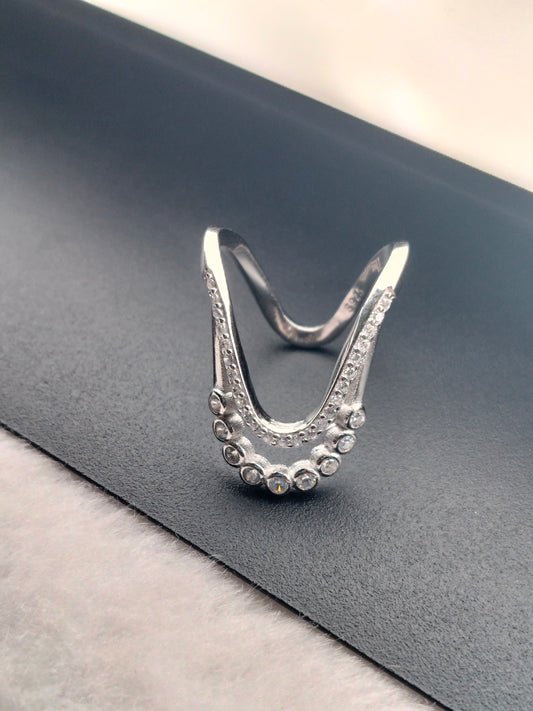 92.5 SILVER ADJUSTABLE VANKI RING (V RING) FOR WOMEN