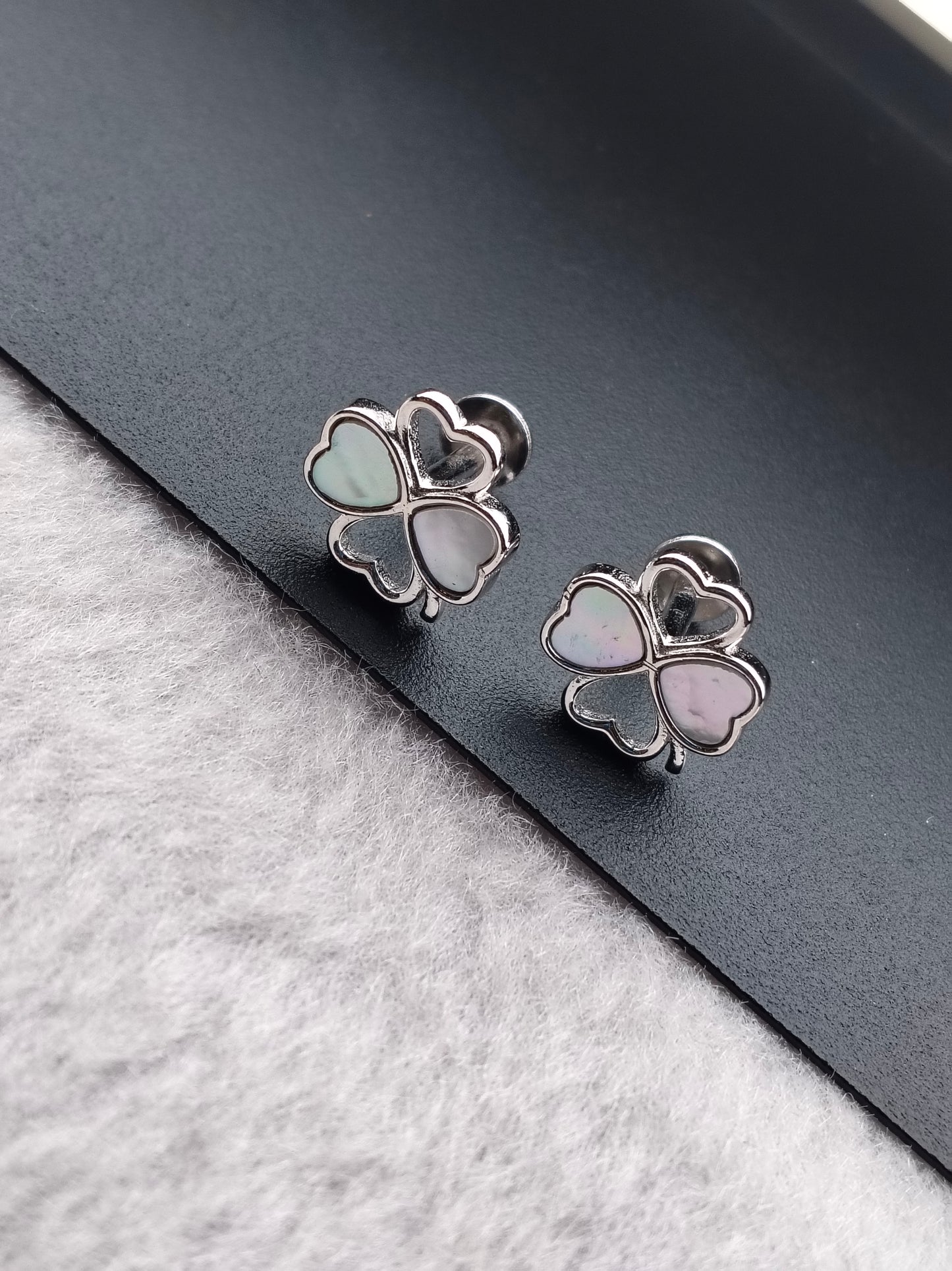 Elegant Floral 92.5 Silver Stud