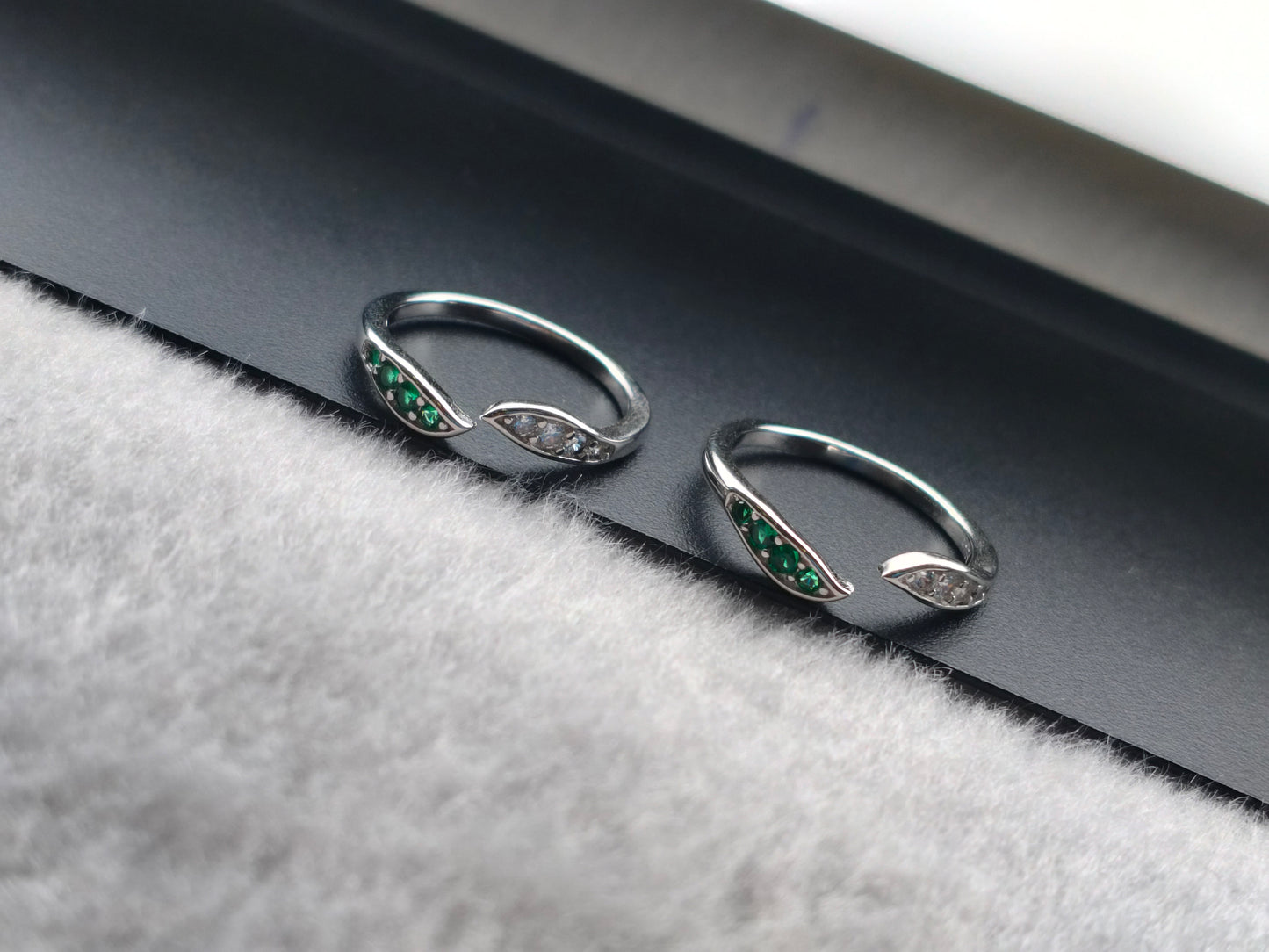 Sparkling Silver Toe Ring