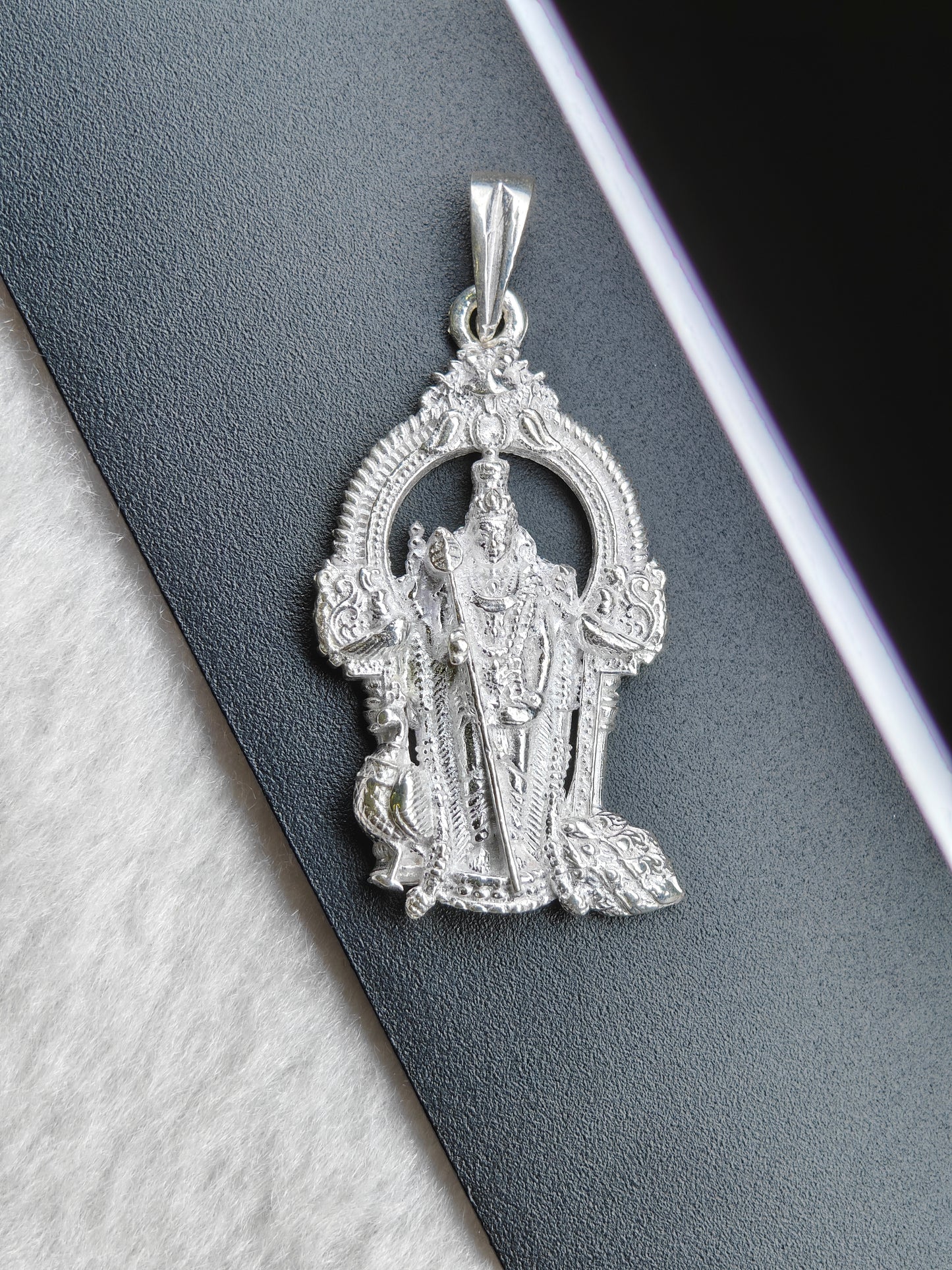 MURUGAN PENDANT -1