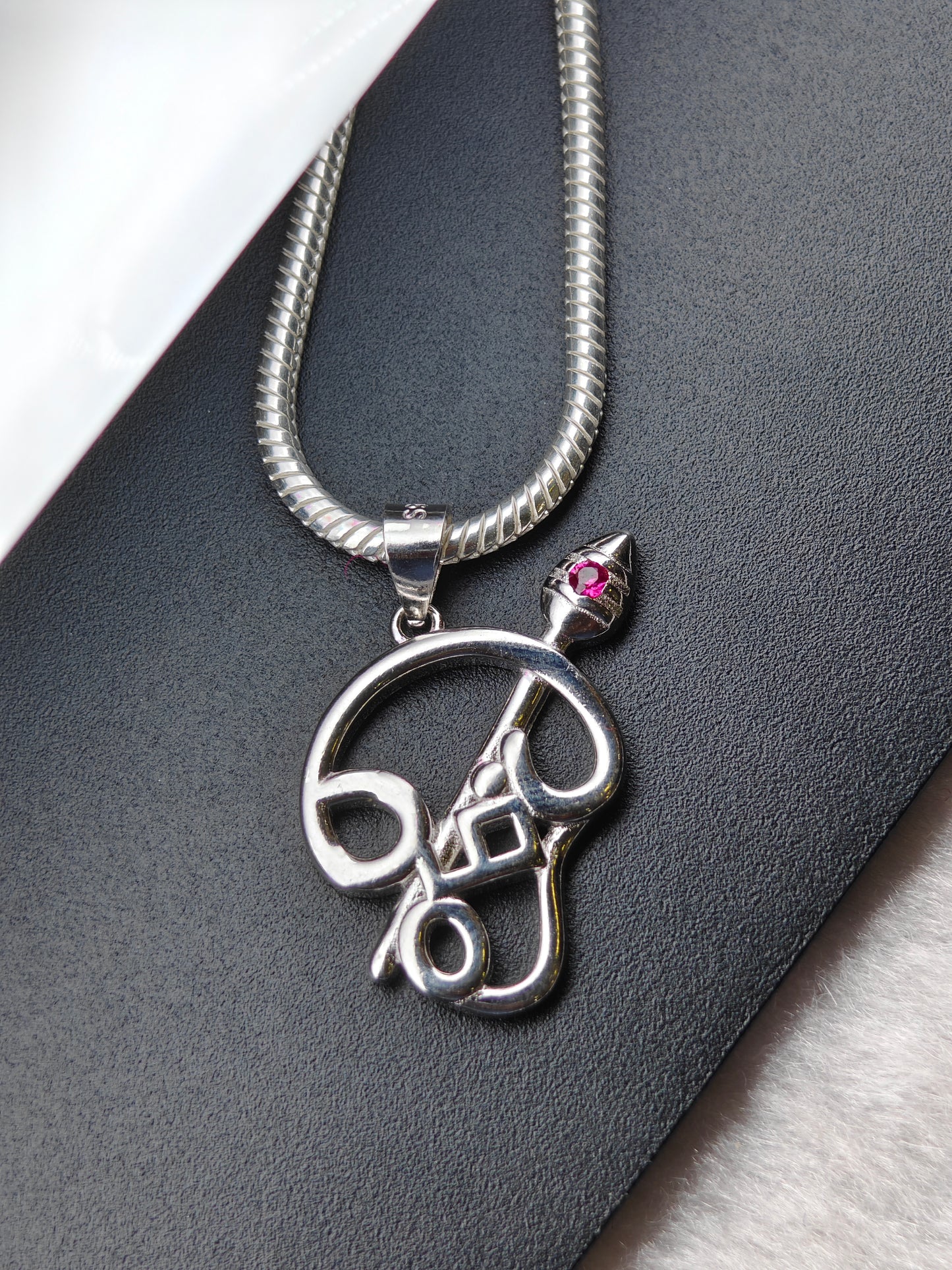 MURUGAN PENDANT -4