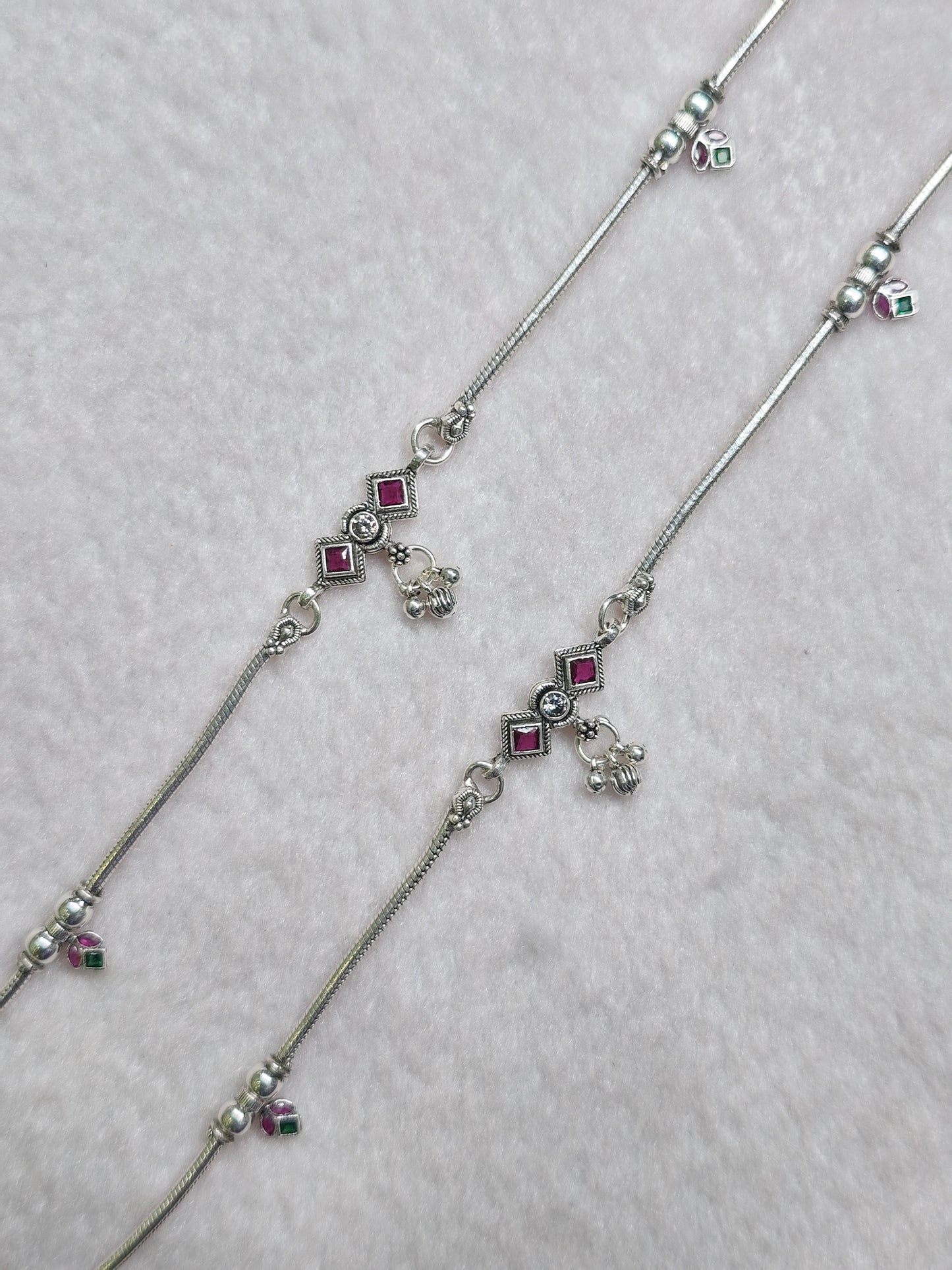SILVER ANTIQUE ANKLET