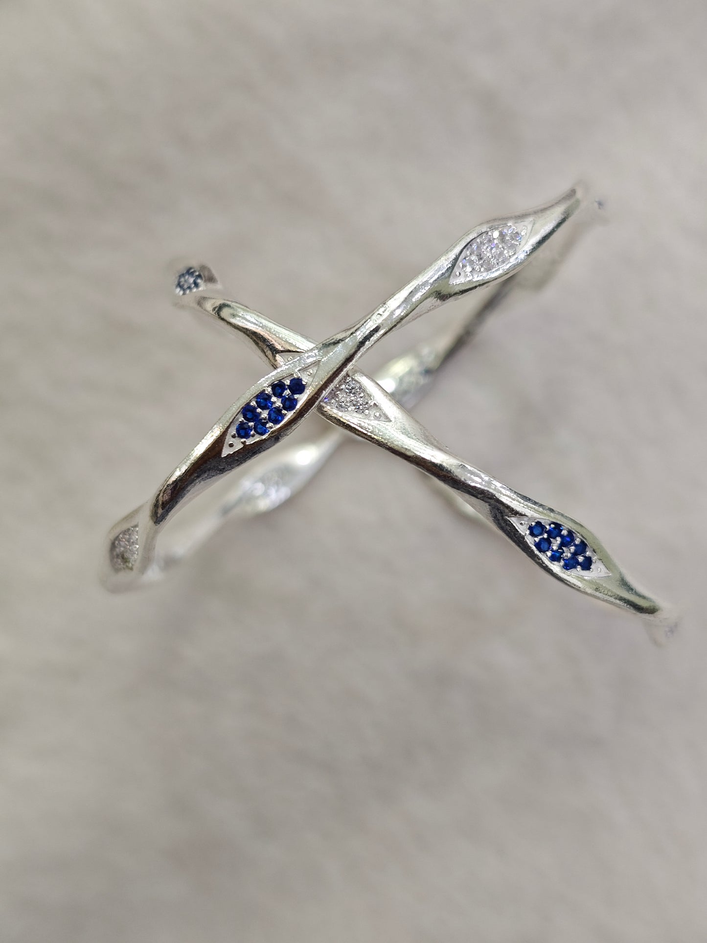 LADIES SILVER BANGLE-2