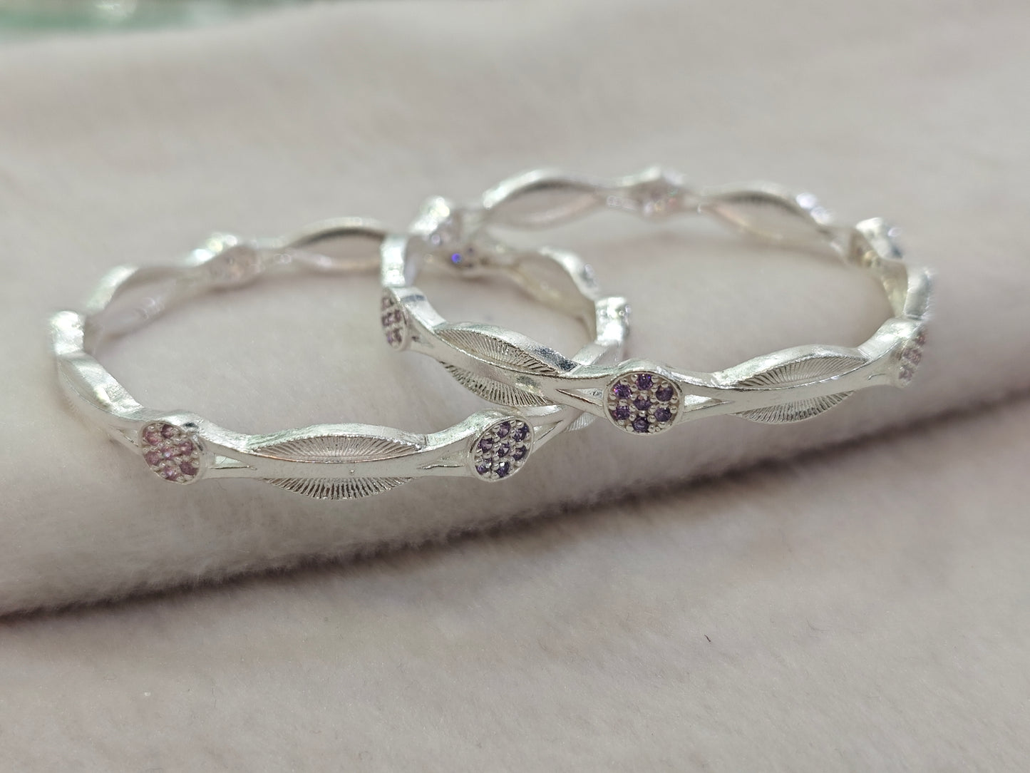 LADIES SILVER BANGLE-3