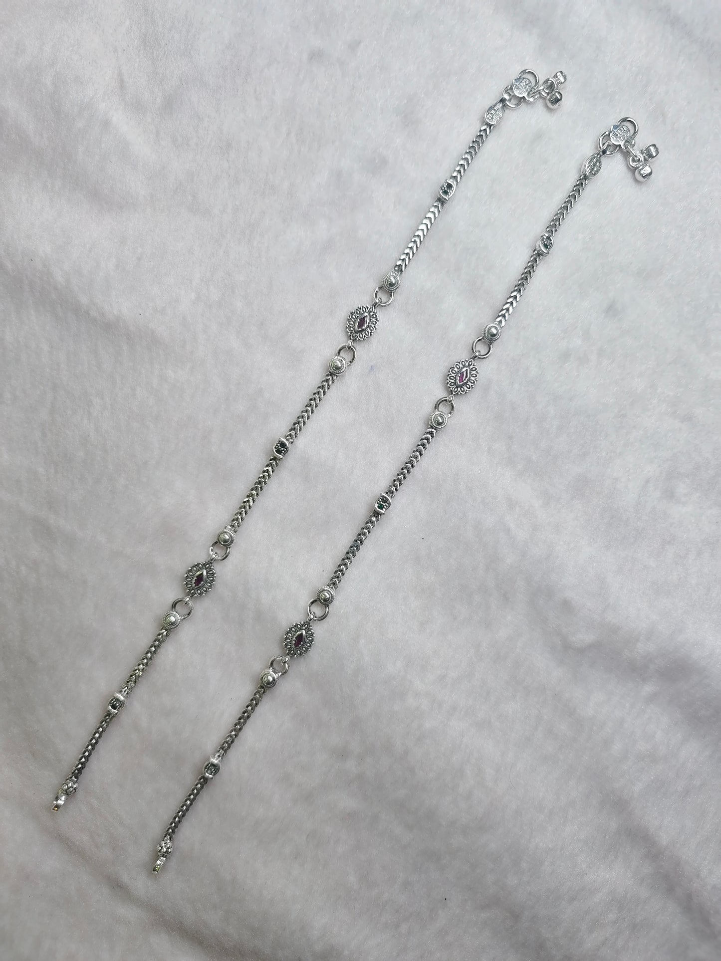 SILVER ANTIQUE ANKLET