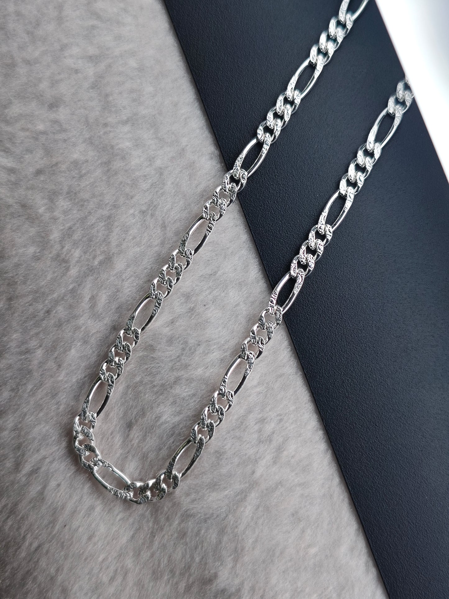 KIDS CHAIN-4
