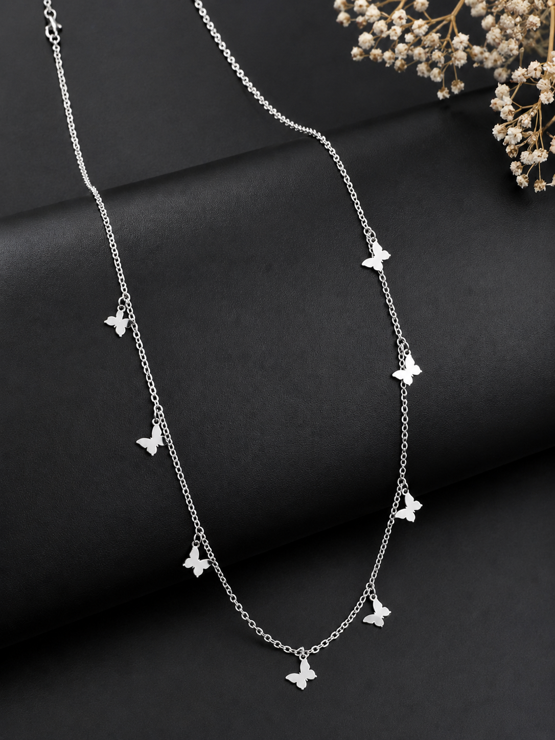 SILVER PENDANT CHAIN